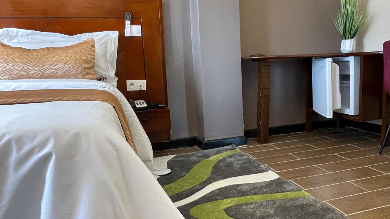 Sky Kenako Hotel Криби Экстерьер фото