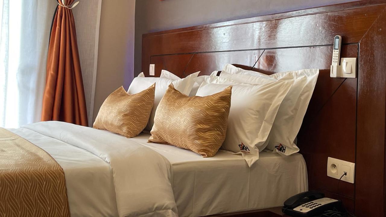Sky Kenako Hotel Криби Экстерьер фото